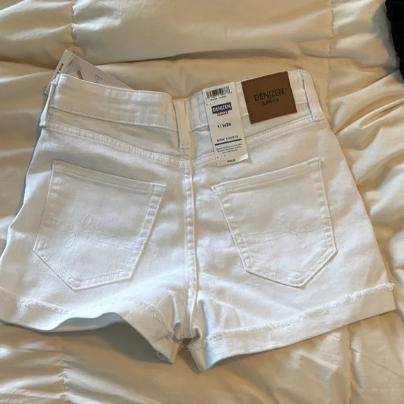 Denizen from Levi's Blue Jean Shorts Mid-Rise Cuffed - Picture 2 of 2